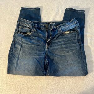 Universal Thread Front Wash Blue Denim Jeans